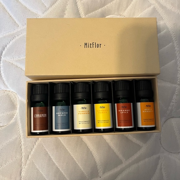 Other - MitFlor Autumn Oil Set  Fragrance10mL bottle Diffuser Candles Soap Vanilla Apple